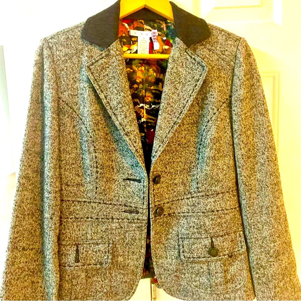 CABi Wool Blend Fitted Blazer